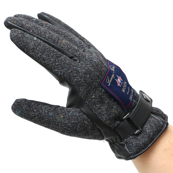  英国で1837年創業の老舗生地メーカー、MOON(ムーン)社のツイード生地を使用した本革手袋 グレー グレイ 灰色 メンズ 羊革(ラムスキン) グローブ タッチパネル対応 スマホ対応 スマートフォン対応 操作 可能 KURODA(クロダ)