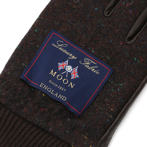  日本の手袋専門ブランド「KURODA(クロダ)」×英国の老舗生地メーカー「MOON(ムーン)」 ダークブラウン ブラウン 茶 茶色 メンズ 本革 羊革(ラムスキン) タッチパネル対応 スマホ対応 スマートフォン対応 操作 可能