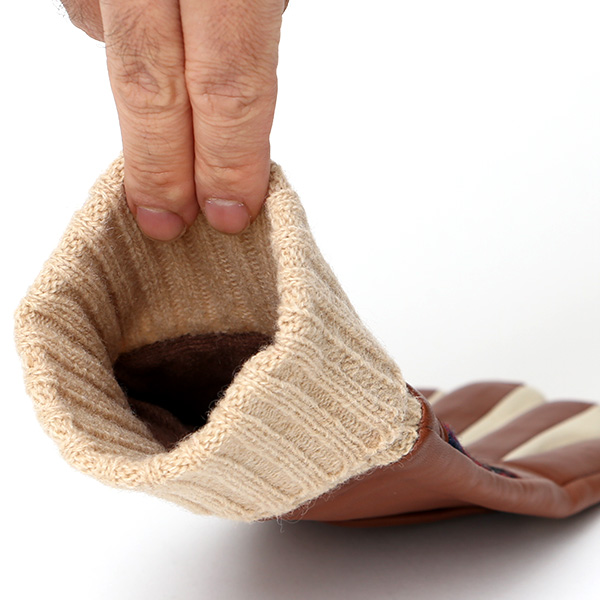  ハリスツイード 手袋 レディース タッセル付き ブランド レザー グローブ 女性 防寒 防風 本革 皮 キャメル ブラウン 茶 茶色 英国 ハリスツイード生地 暖かい おしゃれ かわいい プレゼント ブランド 手袋 KURODA(クロダ)