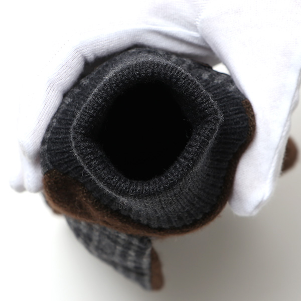  KURODA(クロダ) イタリア製スーツ生地 マイクロファイバーボア裏地 メンズ 手袋 グレー グレイ 灰色 スマホ タッチパネル 操作可能 チクチクしない 履き心地 柔らかい オシャレ プレゼント ギフト 化粧箱