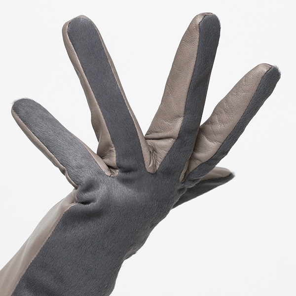  日本製 高級 女性 革手袋 カシミア 100% ハラコ 仔羊革 グレー グレイ 灰色 婦人 レディース 牛革 フォーマル カジュアル 営業 仕事 ギフト プレゼント ラッピング ブランド 化粧箱付き