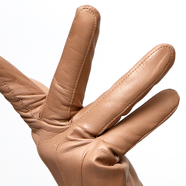  KURODA(クロダ) 革手袋 レディース カシミヤ裏地 ベージュ 肌色 防寒 グローブ 本革 レザー ウィメンズ 女性 通勤 スーツ ビジネス キレイめ 高級