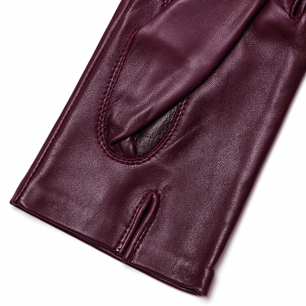 【スマホ対応】 手袋 レディース レザー グローブ 冬 革手袋 シンプル 防寒 婦人 レザーグローブ 無地 レッド ワイン 赤色 タッチパネル シープスキン 手袋 ブランド プレゼント ギフト クリスマス 女性用 通勤 クロダ(KURODA)