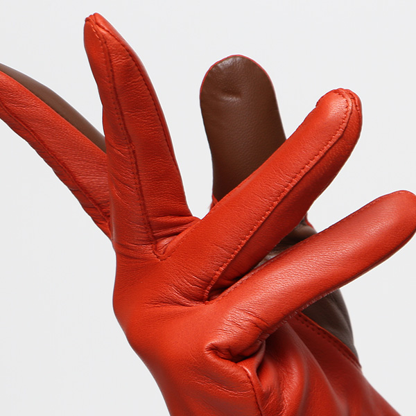  【スマホ対応】 手袋 レディース レザー グローブ 冬 革手袋 シンプル 防寒 婦人 レザーグローブ 無地 オレンジ 橙色 タッチパネル シープスキン 手袋 ブランド プレゼント ギフト クリスマス 女性用 通勤 クロダ(KURODA)