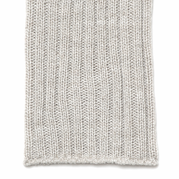 アームウォーマー ニット ショート 手袋 手首 かわいい おしゃれ アームカバー 短め レディース 冬 防寒 ライトグレー グレー グレイ 灰色 指なし手袋 ハンドウォーマー 保温 暖かい オフィス スマホ 無地 軽い 日本製 ブランド クロダ(KURODA)