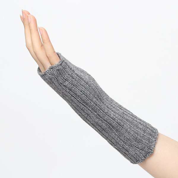 アームウォーマー ニット ショート 手袋 手首 かわいい おしゃれ アームカバー 短め レディース 冬 防寒 グレー グレイ 灰色 指なし手袋 ハンドウォーマー 保温 暖かい オフィス スマホ 無地 軽い 日本製 ブランド クロダ(KURODA)