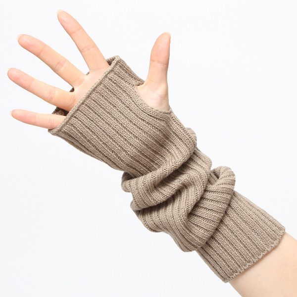  アームウォーマー ニット ロング 手袋 手首 かわいい おしゃれ アームカバー 長め レディース 冬 防寒 ブラウン 茶 茶色 指なし手袋 ハンドウォーマー 保温 暖かい オフィス スマホ 無地 軽い 日本製 ブランド クロダ(KURODA)