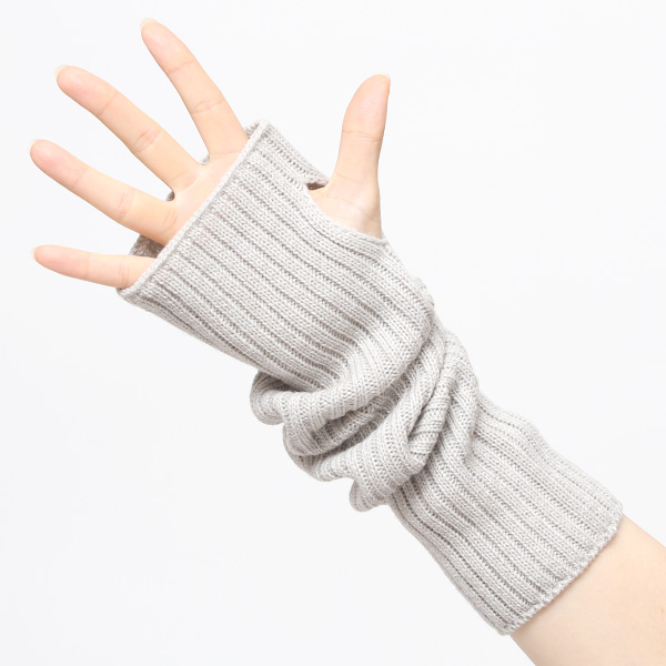  アームウォーマー ニット ロング 手袋 手首 かわいい おしゃれ アームカバー 長め レディース 冬 防寒 ライトグレー グレー グレイ 灰色 指なし手袋 ハンドウォーマー 保温 暖かい オフィス スマホ 無地 軽い 日本製 ブランド クロダ(KURODA)