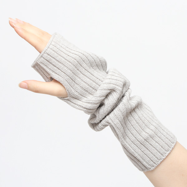  アームウォーマー ニット ロング 手袋 手首 かわいい おしゃれ アームカバー 長め レディース 冬 防寒 ライトグレー グレー グレイ 灰色 指なし手袋 ハンドウォーマー 保温 暖かい オフィス スマホ 無地 軽い 日本製 ブランド クロダ(KURODA)