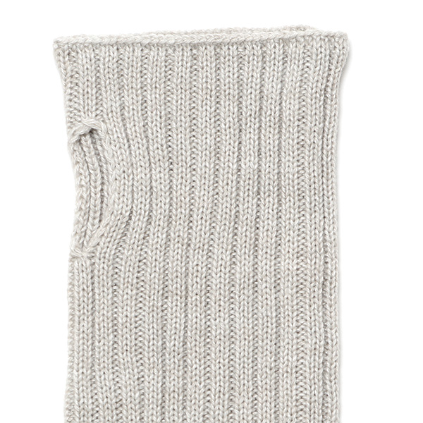  アームウォーマー ニット ロング 手袋 手首 かわいい おしゃれ アームカバー 長め レディース 冬 防寒 ライトグレー グレー グレイ 灰色 指なし手袋 ハンドウォーマー 保温 暖かい オフィス スマホ 無地 軽い 日本製 ブランド クロダ(KURODA)