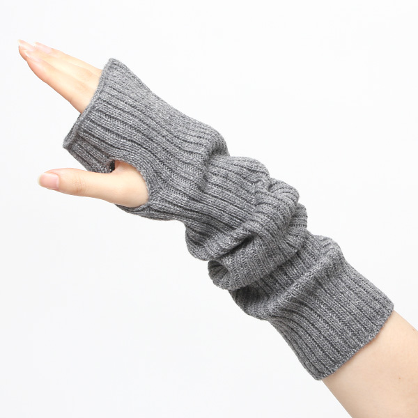  アームウォーマー ニット ロング 手袋 手首 かわいい おしゃれ アームカバー 長め レディース 冬 防寒 グレー グレイ 灰色 指なし手袋 ハンドウォーマー 保温 暖かい オフィス スマホ 無地 軽い 日本製 ブランド クロダ(KURODA)