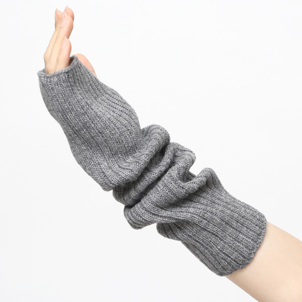  アームウォーマー ニット ロング 手袋 手首 かわいい おしゃれ アームカバー 長め レディース 冬 防寒 グレー グレイ 灰色 指なし手袋 ハンドウォーマー 保温 暖かい オフィス スマホ 無地 軽い 日本製 ブランド クロダ(KURODA)