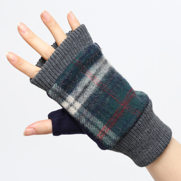 ハンドウォーマー レディース チェック柄 指なし手袋 裏ボア タータンチェック 指ぬき 手袋 防寒 冬 柄 グリーン 緑色 ジャージ 保温 おしゃれ グローブ 女性 スマホ手袋 チェック かわいい 指あき てぶくろ クロダ(KURODA)