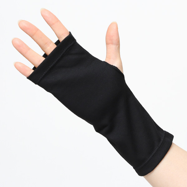 UVカット リストカバー uv手袋 ショート 指なし レディース 日焼け 紫外線 おしゃれ オーガニックコットン ブラック 黒 黒色 ハンドケア UV手袋 綿 指あき グローブ 薄手 女性 ギフト 母の日 プレゼント スマホ クロダ(KURODA)