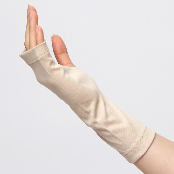 UVカット リストカバー uv手袋 ショート 指なし レディース 日焼け 紫外線 おしゃれ オーガニックコットン ベージュ 肌色 ハンドケア UV手袋 綿 指あき グローブ 薄手 女性 ギフト 母の日 プレゼント スマホ クロダ(KURODA)