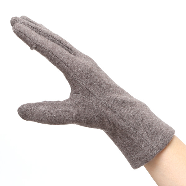  ナイト手袋 おやすみ 手袋 ハンドケア レディース 保湿 潤い 睡眠 就寝 手袋 保温 発熱 やわらかい ブラウン 茶 茶色 手荒れ 暖かい 女性 プレゼント ギフト 母の日 妻 彼女 抗菌 グローブ スマホ対応 クロダ(KURODA)
