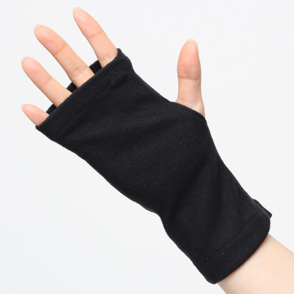 手袋 リストウォーマー 指なし レディース メンズ ハンドウォーマー 日本製 やわらか 手袋 スマホ 薄手 ブラック 黒 黒色 無地 保温 抗菌 防寒 リストバンド 温活 短め プレゼント ギフト ユニセックス グローブ クロダ(KURODA)