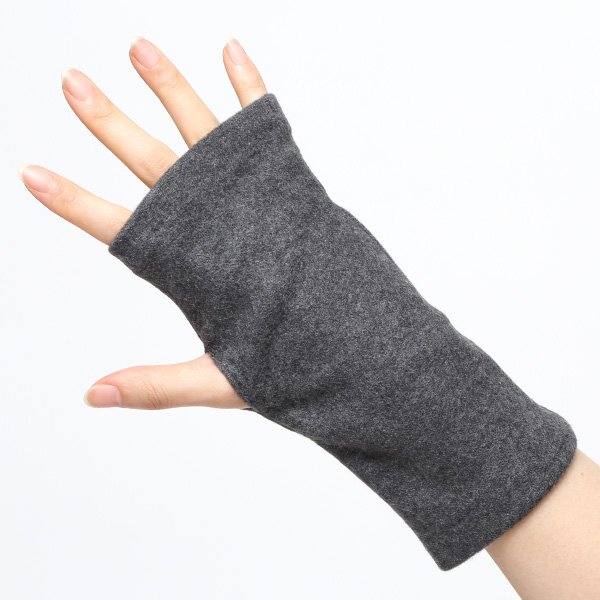 手袋 リストウォーマー 指なし レディース メンズ ハンドウォーマー 日本製 やわらか 手袋 スマホ 薄手 グレー グレイ 灰色 無地 保温 抗菌 防寒 リストバンド 温活 短め プレゼント ギフト ユニセックス グローブ クロダ(KURODA)