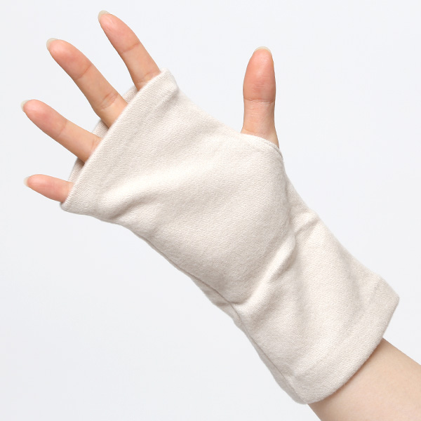 手袋 リストウォーマー 指なし レディース メンズ ハンドウォーマー 日本製 やわらか 手袋 スマホ 薄手 ベージュ 肌色 無地 保温 抗菌 防寒 リストバンド 温活 短め プレゼント ギフト ユニセックス グローブ クロダ(KURODA)