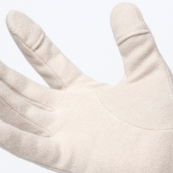  ナイト手袋 おやすみ 手袋 ハンドケア メンズ 保湿 潤い 睡眠 就寝 手袋 保温 発熱 やわらかい 暖かい ベージュ 肌色 手荒れ 手袋 男性 プレゼント ギフト 父の日 夫 彼氏 抗菌 グローブ スマホ対応 クロダ(KURODA)