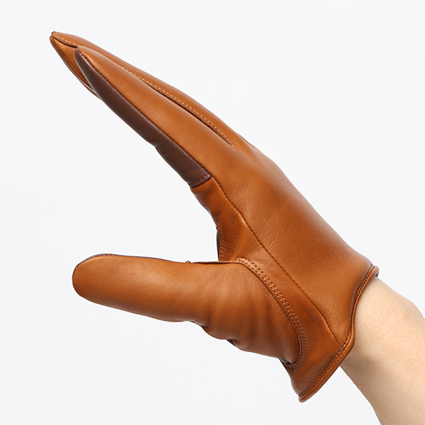  手袋 レディース 本革 カシミヤ裏地 スマホ対応 ショート丈 防寒 革手袋 日本製 ブランド キャメル ブラウン 茶 茶色 30代 40代 50代 女性 タッチパネル 操作可能 通勤 ビジネス プレゼント 化粧箱付き おしゃれ 高級 KURODA(クロダ)