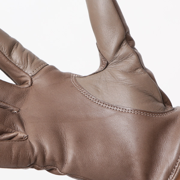 手袋 レディース 本革 カシミヤ裏地 スマホ対応 ショート丈 防寒 革手袋 日本製 ブランド グレー グレイ 灰色 30代 40代 50代 女性 タッチパネル 操作可能 通勤 ビジネス プレゼント 化粧箱付き おしゃれ 高級 KURODA(クロダ)