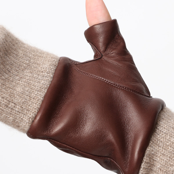  手袋 レディース 本革 カシミヤ裏地 フィンガーレス 防寒 革手袋 日本製 ブランド ブラウン 茶 茶色 スマホ タッチパネル 操作可能 女性 通勤 ビジネス プレゼント 化粧箱付き おしゃれ 高級 KURODA(クロダ)