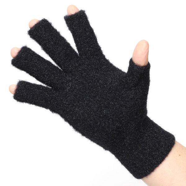  手袋 メンズ ナイロンソフトヤーン素材 防寒 暖かい 柔らかい 肌触り ブラック 黒 黒色 タッチパネル スマホ操作可能 日本企画 ブランド 男性 付け心地 良い 滑らか 履き心地 KURODA(クロダ)