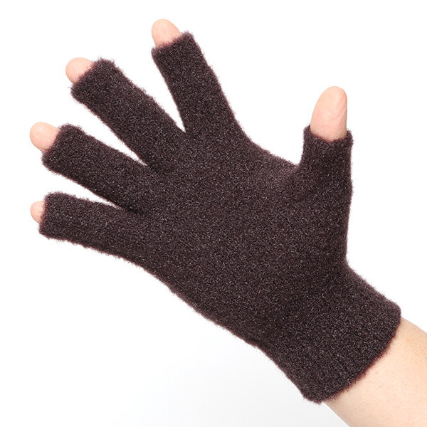  手袋 メンズ ナイロンソフトヤーン素材 防寒 暖かい 柔らかい 肌触り ダークブラウン ブラウン 茶 茶色 タッチパネル スマホ操作可能 日本企画 ブランド 男性 付け心地 良い 滑らか 履き心地 KURODA(クロダ)