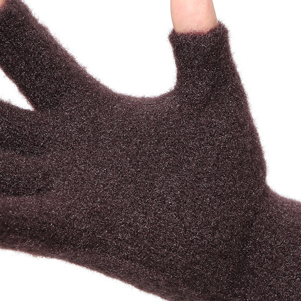  手袋 メンズ ナイロンソフトヤーン素材 防寒 暖かい 柔らかい 肌触り ダークブラウン ブラウン 茶 茶色 タッチパネル スマホ操作可能 日本企画 ブランド 男性 付け心地 良い 滑らか 履き心地 KURODA(クロダ)