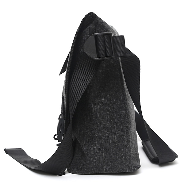 メッセンジャーバッグ 完全防水 メンズ ショルダーバッグ ダークグレー グレー グレイ 灰色 レディース 自転車 斜めがけ ナバデザイン(NAVA Design)