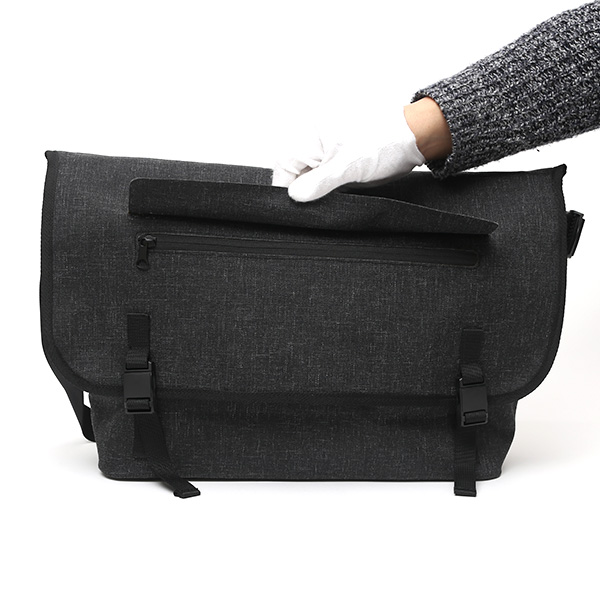 メッセンジャーバッグ 完全防水 メンズ ショルダーバッグ ダークグレー グレー グレイ 灰色 レディース 自転車 斜めがけ ナバデザイン(NAVA Design)