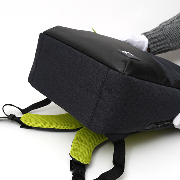  リュックサック メンズ バックパック レディース リュック デイパック ブラック 黒 黒色 個性的 カバン 都会的 鞄 ナバデザイン(NAVA Design)