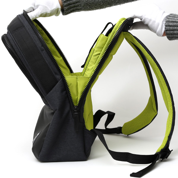  リュックサック メンズ バックパック レディース リュック デイパック ブラック 黒 黒色 個性的 カバン 都会的 鞄 ナバデザイン(NAVA Design)