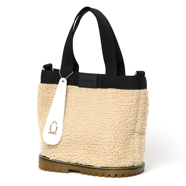 オケル ミニトート ハンドバッグ ボア トートバッグ メンズ 小さめ レディース かばん ショルダーベルト ベージュ 肌色 かわいい 散歩 公園 ゴルフ ジム バッグ シューズ ソール 日本製 ブランド オケル(OKERU)