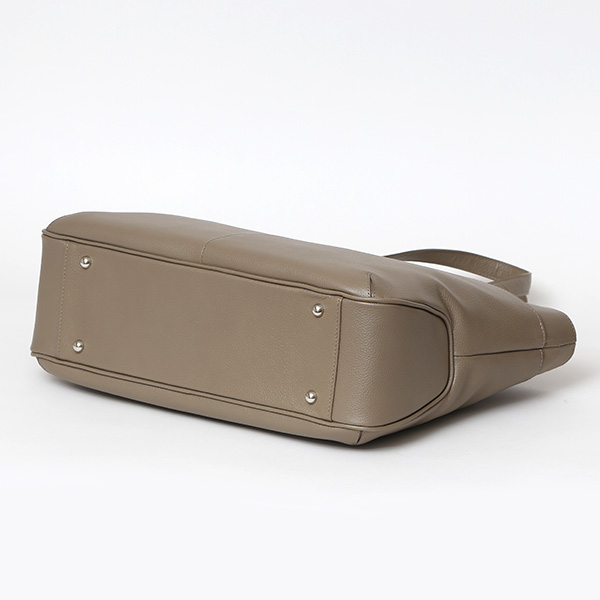  ペッレモルビダ レザー トートバッグ メンズ レディース トート 本革 シンプル ビジネストート 大容量 鞄 ベージュ 肌色 おしゃれ 30代 40代 ギフト プレゼント 通勤 通学 ブランド ST009T ペッレ モルビダ(PELLE MORBIDA)