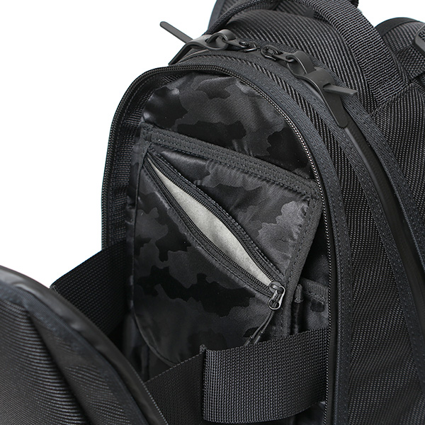 REDUCTS(リダッツ) CYCLER MEDIUM リュック バックパック 日本製 バッグ ブランド メンズ ブラック 黒 黒色 カジュアル 自転車 ヘルメット収納可能 ビジネスリュック PC タブレット A4 男性 高級 高品質 リュックサック