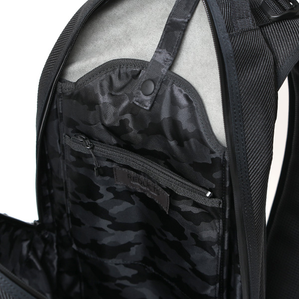 REDUCTS(リダッツ) CYCLER MEDIUM リュック バックパック 日本製 バッグ ブランド メンズ ブラック 黒 黒色 カジュアル 自転車 ヘルメット収納可能 ビジネスリュック PC タブレット A4 男性 高級 高品質 リュックサック