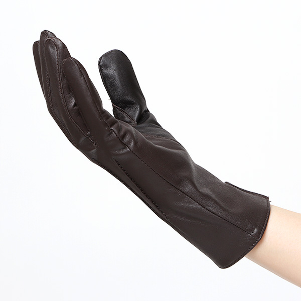  佐々木手袋 日本製 牛革 レザー レディース 手袋 スマートフォン対応 ダークブラウン ブラウン 茶 茶色 防寒 革手袋 本革 国産 オールレザー 化粧箱付き スマホ対応 タッチパネル 操作可能 高級 おしゃれ プレゼント 女性 大人 通勤 三本山 経年変化 味わい 暖かい