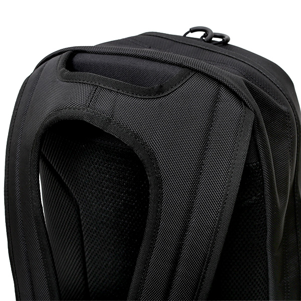  リュック メンズ アウトドア バックパック ブランド ブラック 黒 黒色 リュックサック 26L レディース 鞄 カバン 大人 街歩き おしゃれ かわいい デイパック SIERRA DESIGNS(シエラ デザインズ)