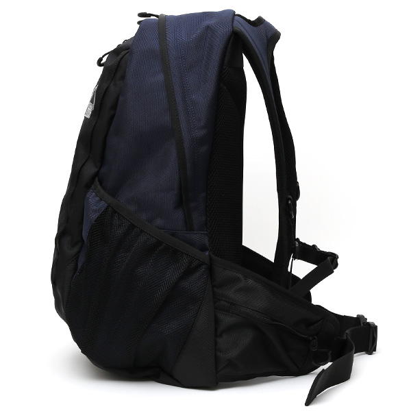  リュック メンズ アウトドア バックパック ブランド ブルー ネイビー 青色 リュックサック 26L レディース 鞄 カバン 大人 街歩き おしゃれ かわいい デイパック SIERRA DESIGNS(シエラ デザインズ)