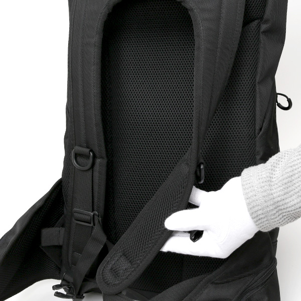  リュック メンズ リュックサック アウトドア ブランド ブラック 黒 黒色 バックパック デイパック レディース 大容量 32L 大人 おしゃれ シンプル かわいい 大きい 大きめ 大容量 シエラ デザインズ SIERRA DESIGNS