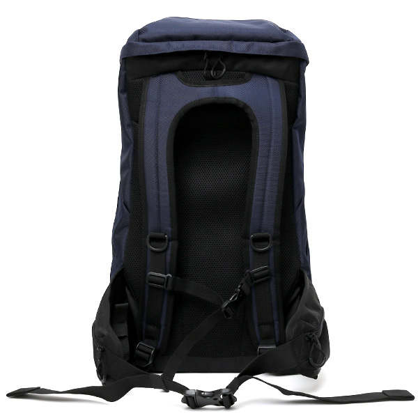  リュック メンズ リュックサック アウトドア ブランド ブルー ネイビー 青色 バックパック デイパック レディース 大容量 32L 大人 おしゃれ シンプル かわいい 大きい 大きめ 大容量 シエラ デザインズ SIERRA DESIGNS