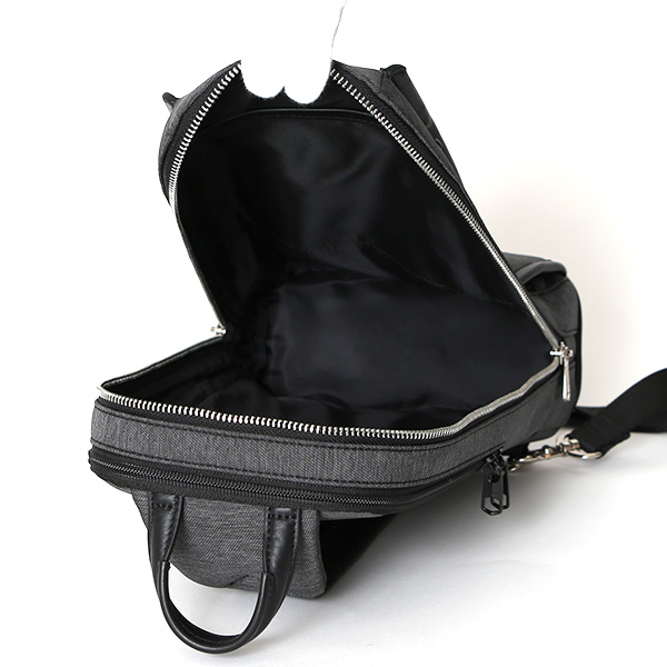 ボディバッグ メンズ 大容量 ワンショルダー 撥水 軽量 おしゃれ 肩掛け ショルダーバッグ ユニセックス ブラック 黒 黒色 小さめ シンプル キレカジ 縦型 カバン 自転車 SONNE(ゾンネ) GRACE グレースシリーズ SOGR0004