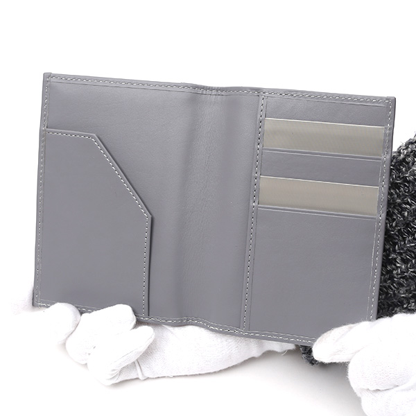  パスポートケース スキミング防止 パスポートカバー シルバー 銀色 スチュワート・スタンド(STEWART/STAND)