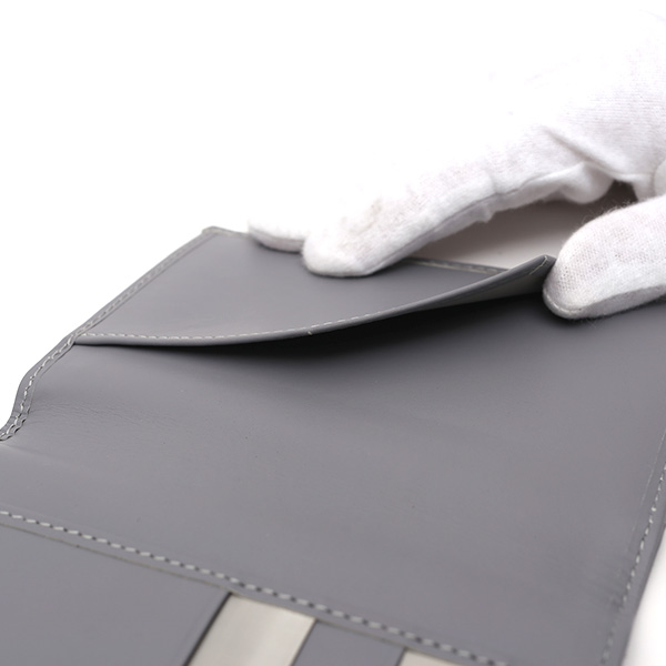  パスポートケース スキミング防止 パスポートカバー シルバー 銀色 スチュワート・スタンド(STEWART/STAND)