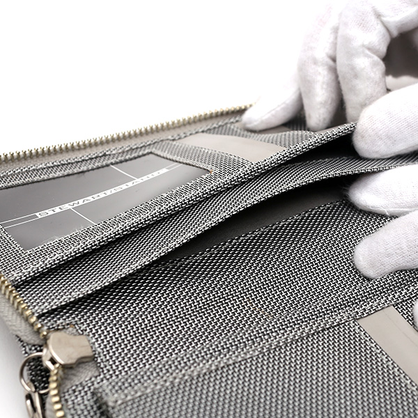  長財布 ラウンドファスナー スキミング防止 メンズ レディース ラウンドジップ シルバー 銀色 スチュワート・スタンド(STEWART/STAND)