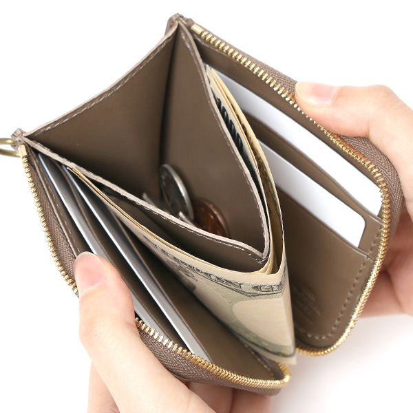  THE WONDER LUST(ワンダーラスト) 日本製 本革 スタッズ ミニ財布 メンズ ベージュ 肌色 Dカン付き チェーン ネックストラップ 可能 コンパクト 小銭入れ あり プレゼント ブッテーロ スタンダードリベット レザー ウォレット ブランド