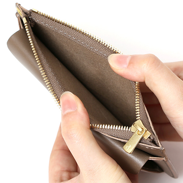  THE WONDER LUST(ワンダーラスト) 日本製 本革 ミニ財布 メンズ ベージュ 肌色 丸カン付き チェーン ネックストラップ 取り付け可能 コンパクト 小銭入れ あり プレゼント ブッテーロ レザー ウォレット 国産 ブランド