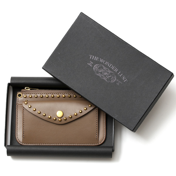  THE WONDER LUST(ワンダーラスト) 日本製 本革 スタッズ ミニ財布 メンズ ベージュ 肌色 丸カン付き チェーン ネックストラップ 可能 コンパクト 小銭入れ あり プレゼント ブッテーロ スタンダードリベット レザー ウォレット ブランド